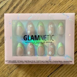 Glamnetic Limelight press on nails